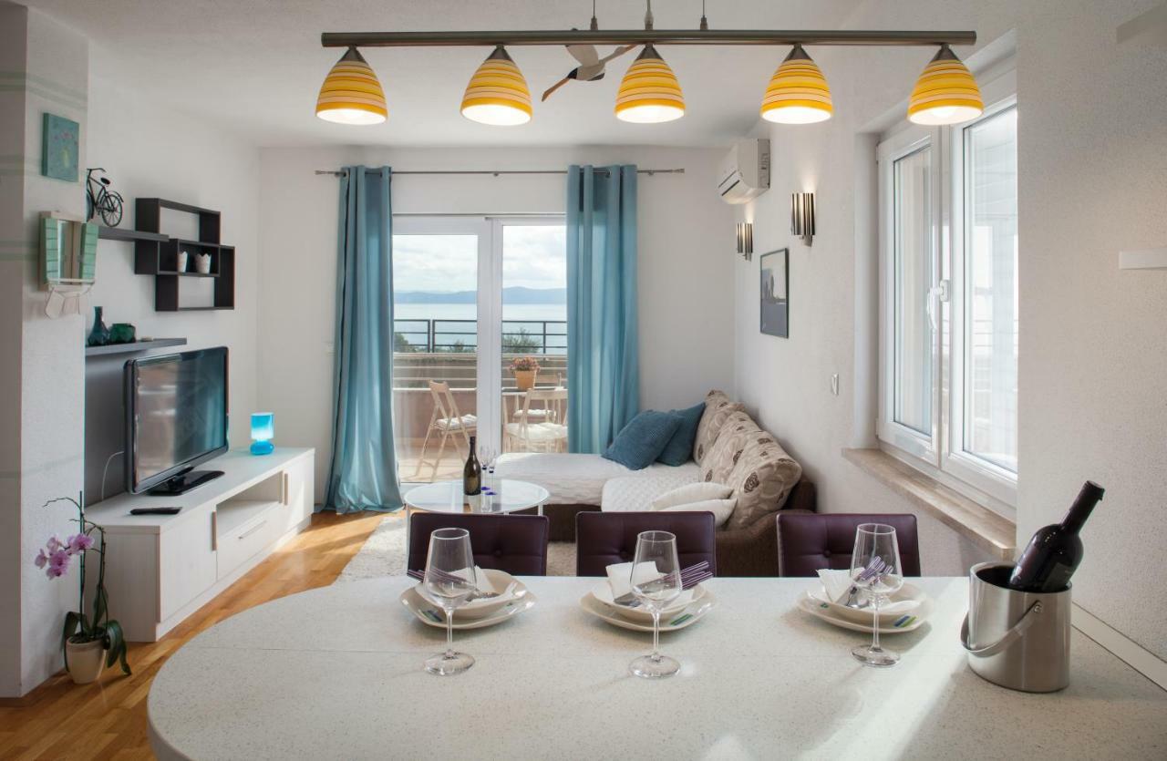 Relax Makarska Apartment Bagian luar foto