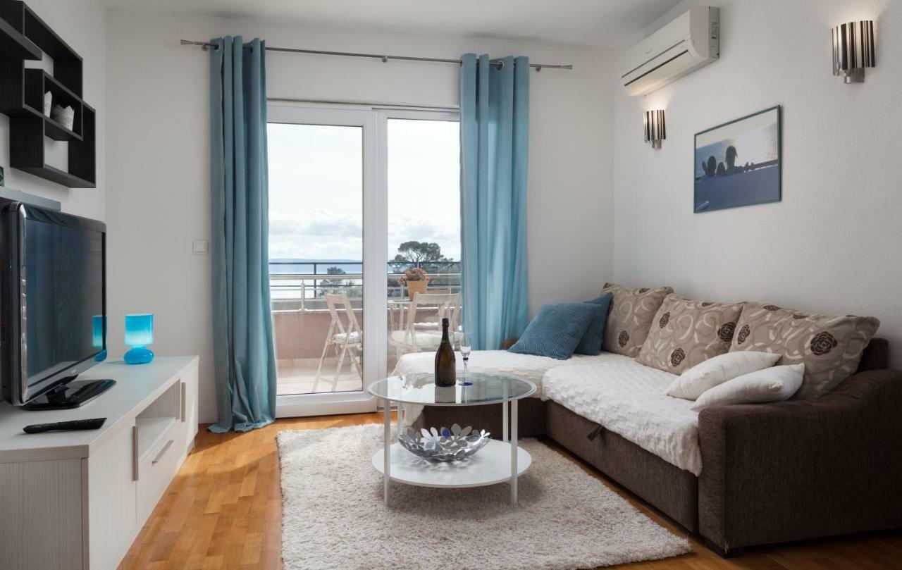 Relax Makarska Apartment Bagian luar foto