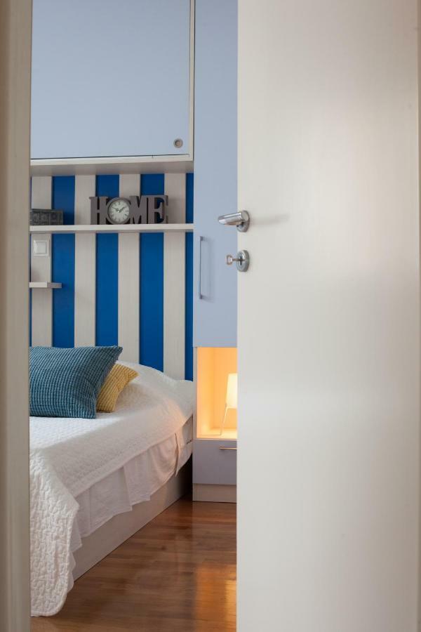 Relax Makarska Apartment Bagian luar foto